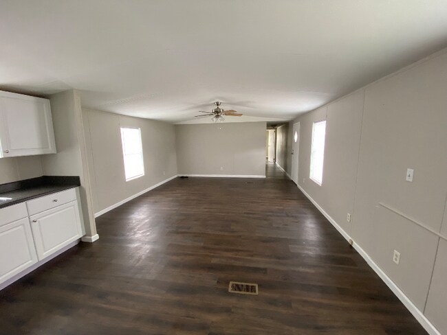 Photo - 80 Redwood Ln