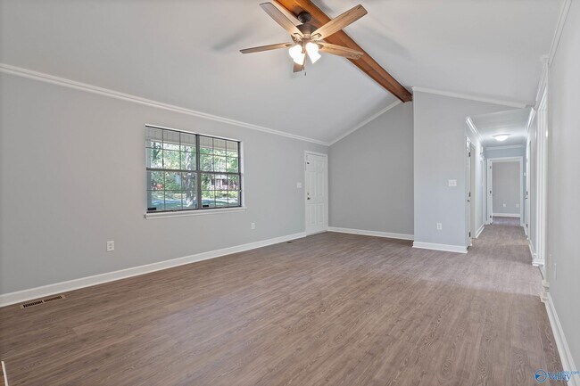 Photo - 100 Gibbon Dr