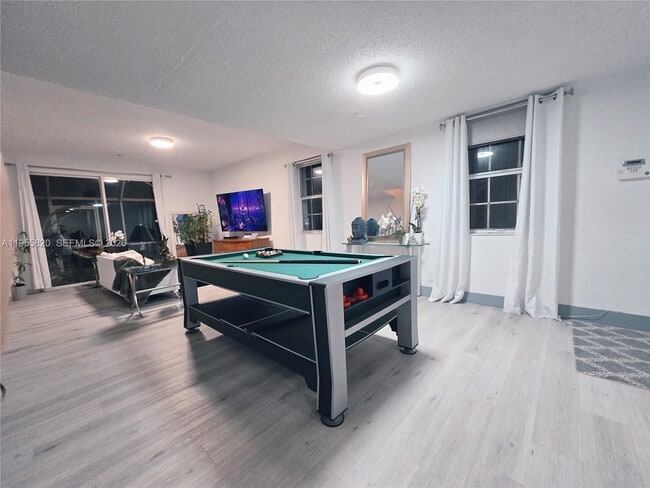 Photo - 1303 Presidio Dr