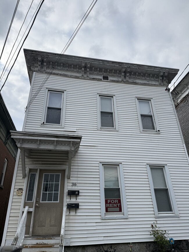Building Photo - 36 Garden St Unit 36-1