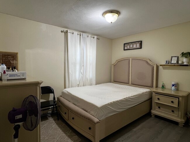 Photo - 64 Lorchris St Unit 18