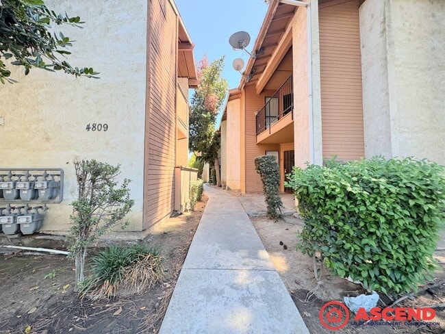 Building Photo - 1 Bedroom Apartment Off New Stine and Plan...