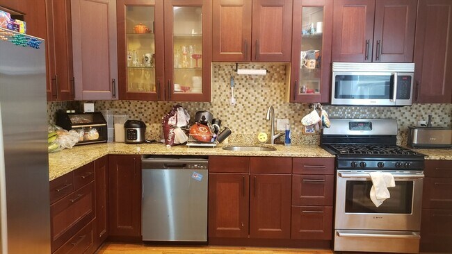 Photo - 225 South St Unit 2