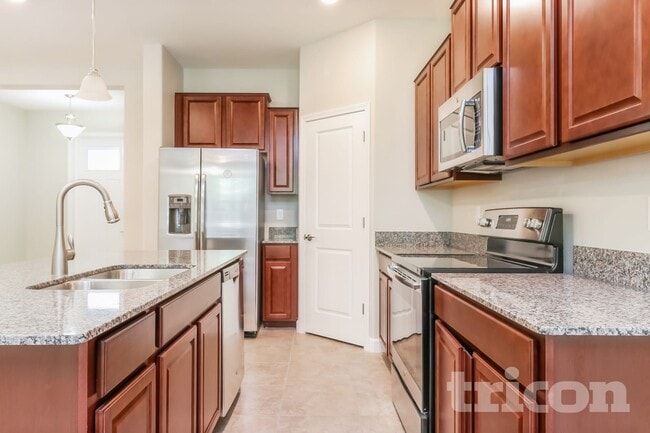 Photo - 6875 Citrus Creek Ln