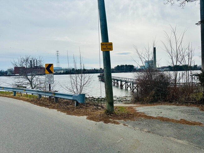 Photo - 288 Pleasant St Unit A