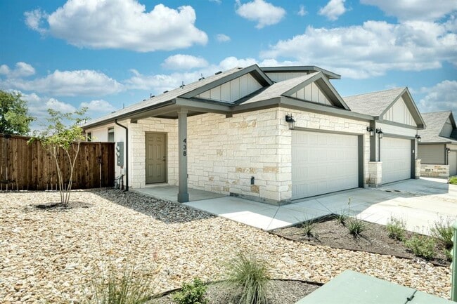 Building Photo - 438 Parkline Dr Rental