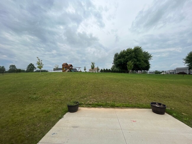 Photo - 5 Bed / 3 Bath Home in Tomah, WI!