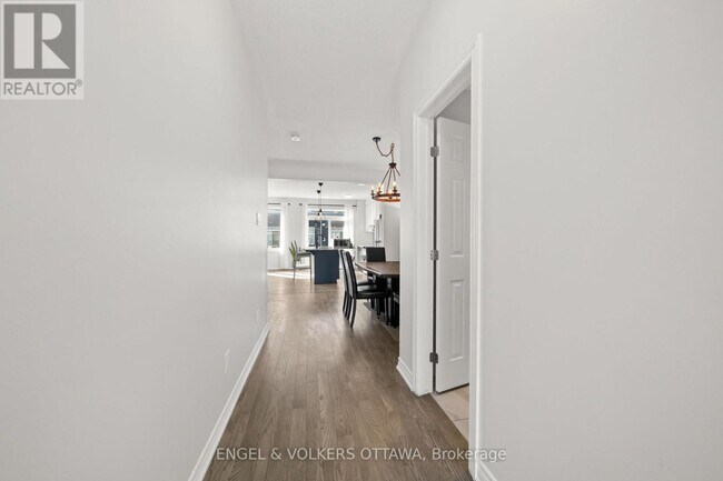 Photo - 705 Perseus Ave