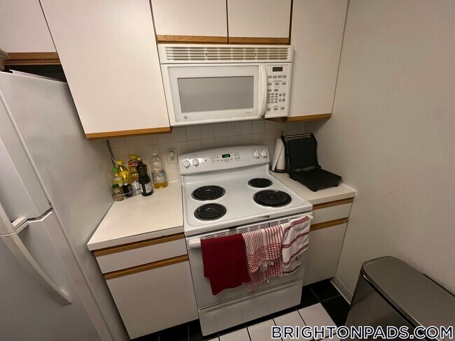 Photo - 1933 Commonwealth Ave Unidad 505