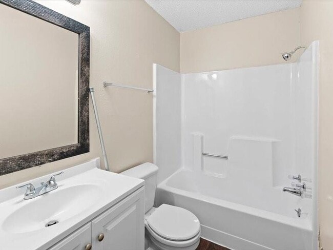Photo - 8412 Garcreek Cir