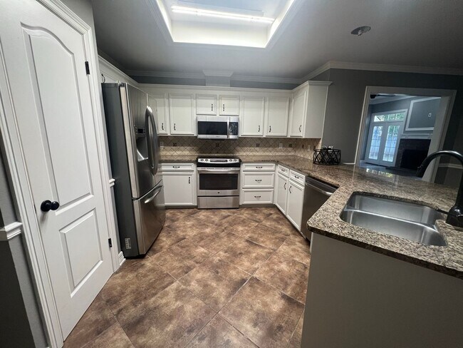 Photo - BAY HILLS SUBDIVISION. BENTON SCHOOLS