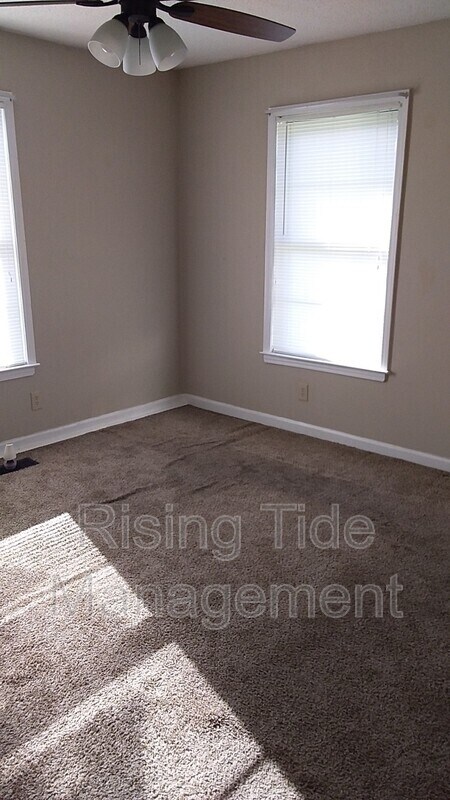 Photo - 1828 Madison Ave SW