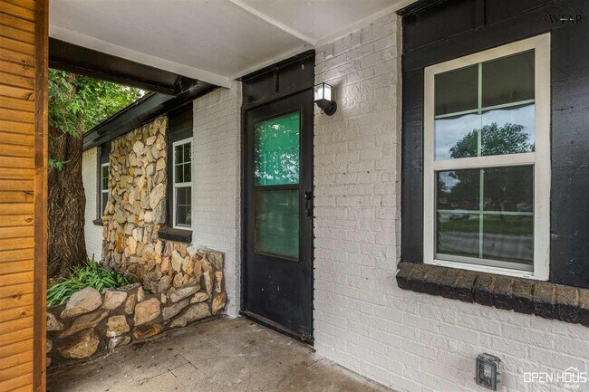 Photo - 1714 Cimarron Trail