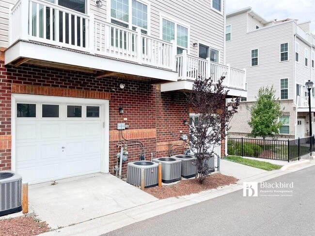 Building Photo - 9616 Wesbourne Dr Rental