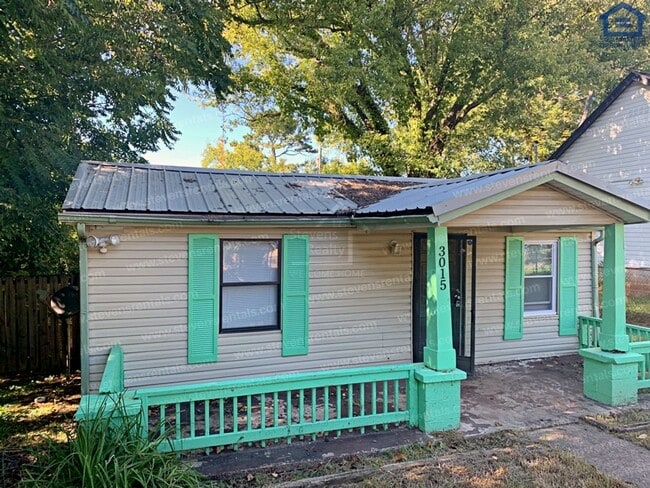 Photo - 3015 Sunset Ave