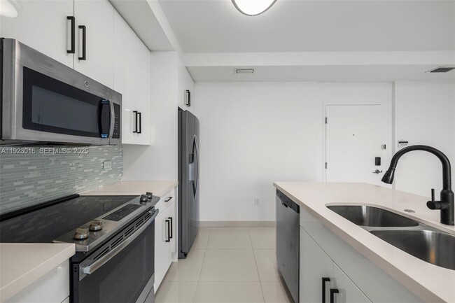 Photo - 2651 NE 212th Terrace Unit 305