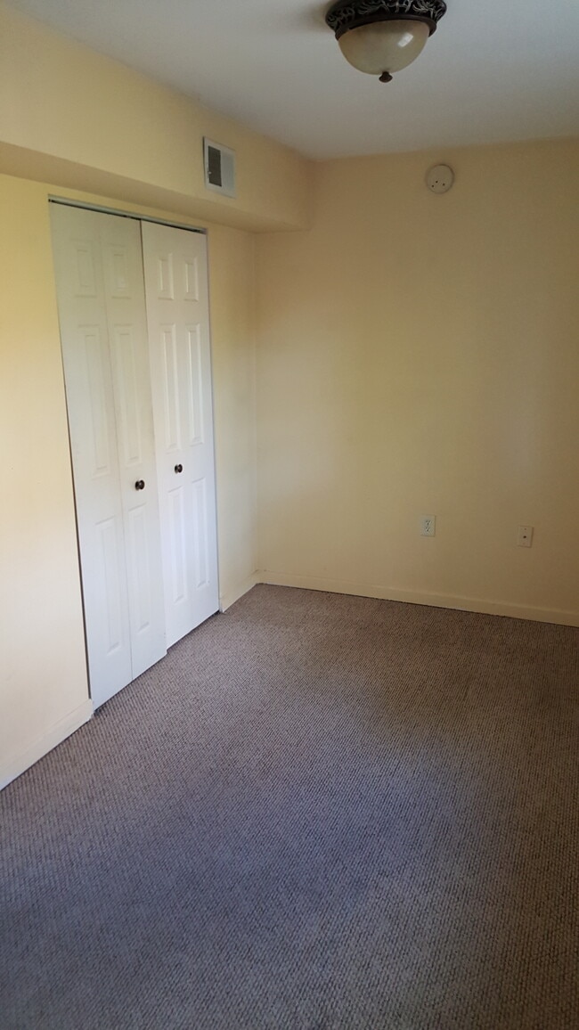 Photo - 312 18th Pl NE