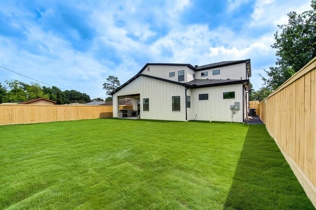 Building Photo - 1726 Wilde Rock Way