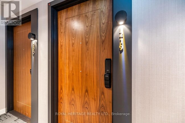 Photo - 201 Brock St S Unité 219