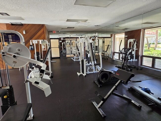 Photo - 5242 NE 6th Ave Unit D27