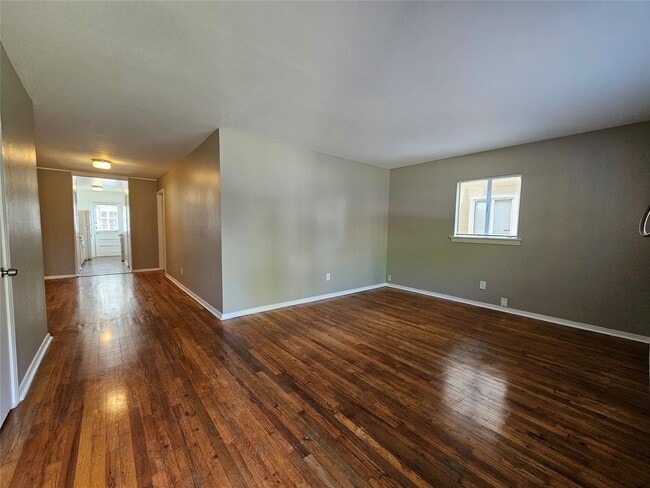 Photo - 4307 W Alabama St Unidad True