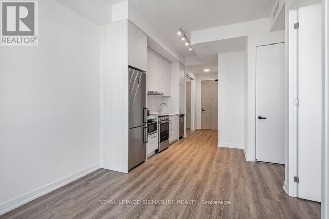 Photo - 195 Commerce St Unité 3201