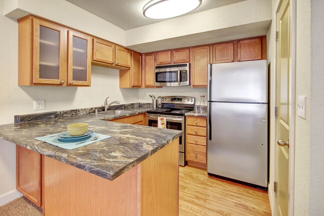 City View Apartments - Kitchen - City View Apartments