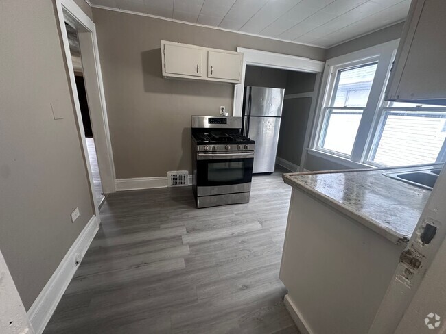 Building Photo - 3675-3677 E 147th St Unit 3677 Rental