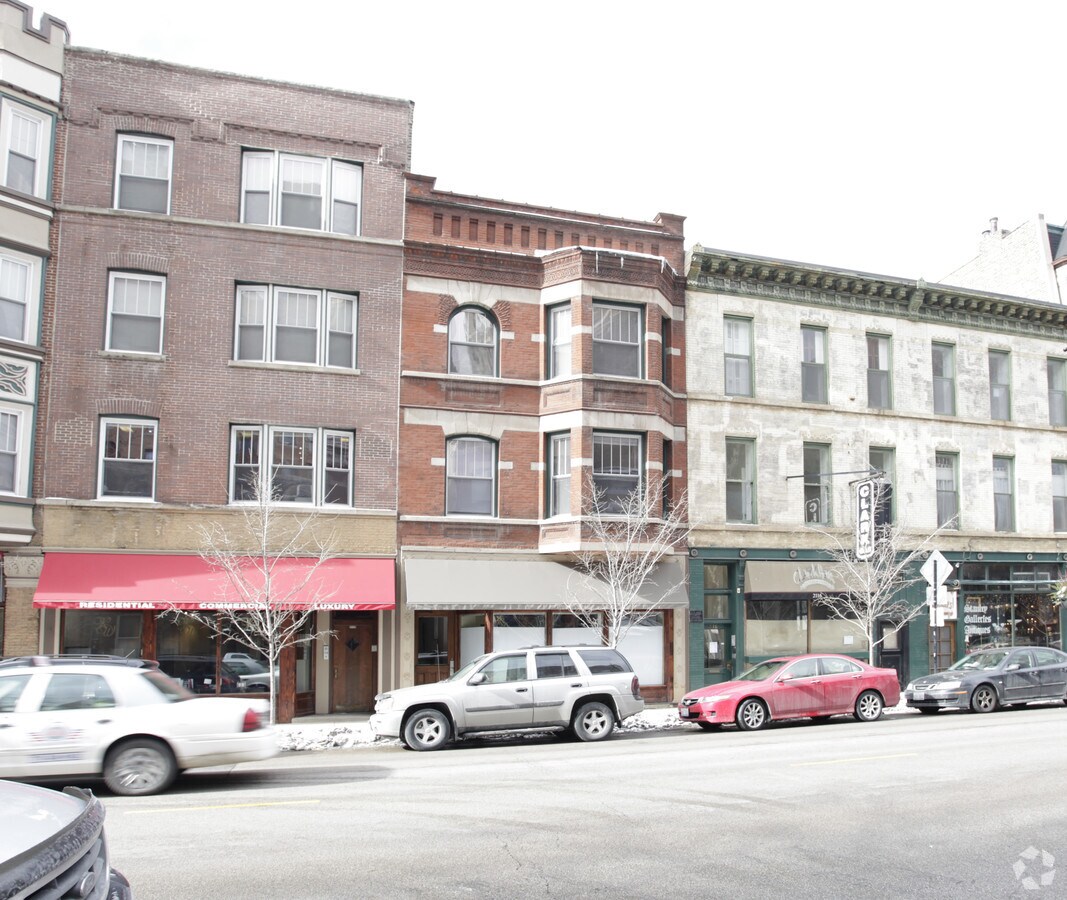 Photo - Fox Luxury Apartments