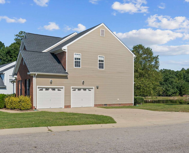 Photo - Spacious 5-Bedroom Living with Scenic View