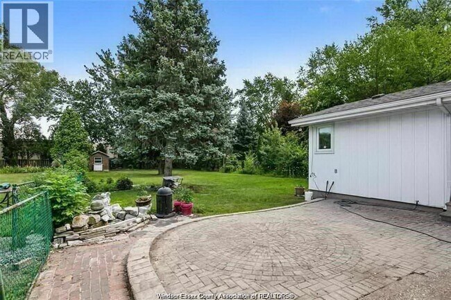 Photo - 6711 Riverside Dr E