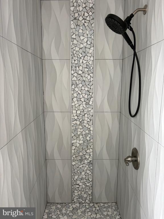 Photo - 2501 E Somerset St