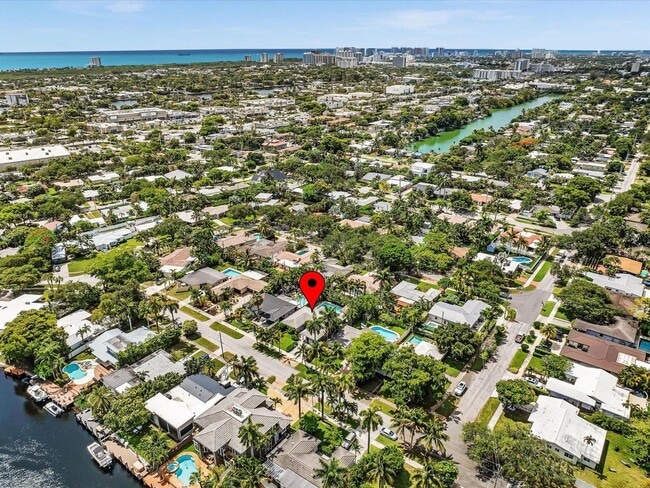 Building Photo - 1786 NE 21st St