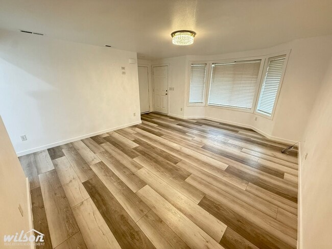 Photo - 301 Olympic Ave