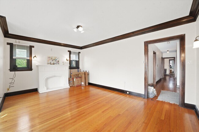 Photo - 46 Lawton Rd Unit 1