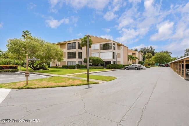 Photo - 6165 S Mirror Lake Dr Unidad 103