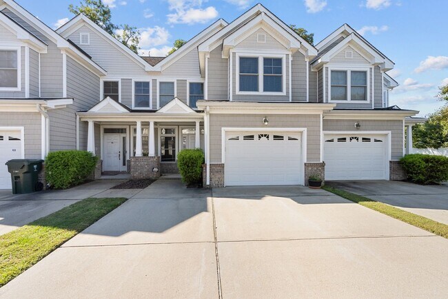 Building Photo - Spacious Condo in Norfolk Unit 1D