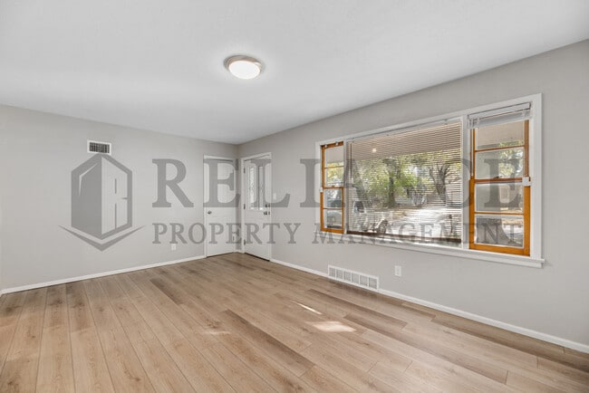 Photo - 169 Western Ave