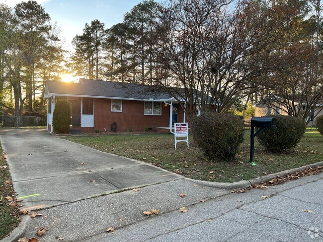 Building Photo - Beautiful All Brick Ranch Home In Raleigh,...