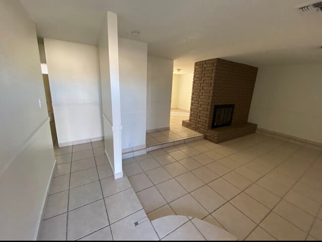 Photo - 5613 Deal Dr