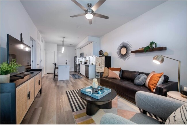 Photo - 2105 Forum Dr Unit 3318