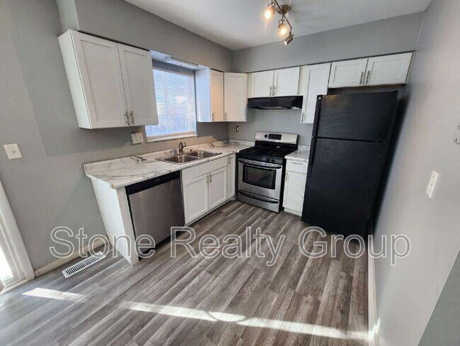 Photo - 676 Delaware Ave Unit 32