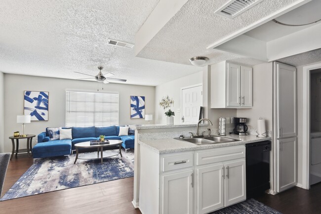 shoootin-photo-11 - River Oaks