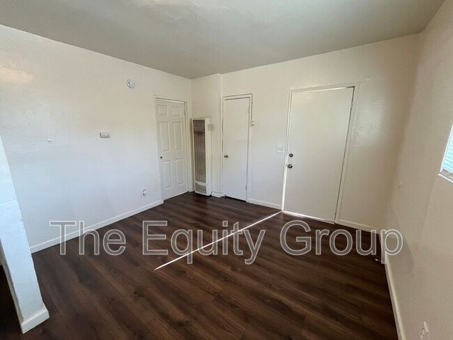 266 W Belleview Ave Unidad 1