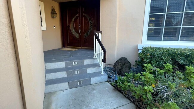 Photo - 2270 Tamarisk Ct