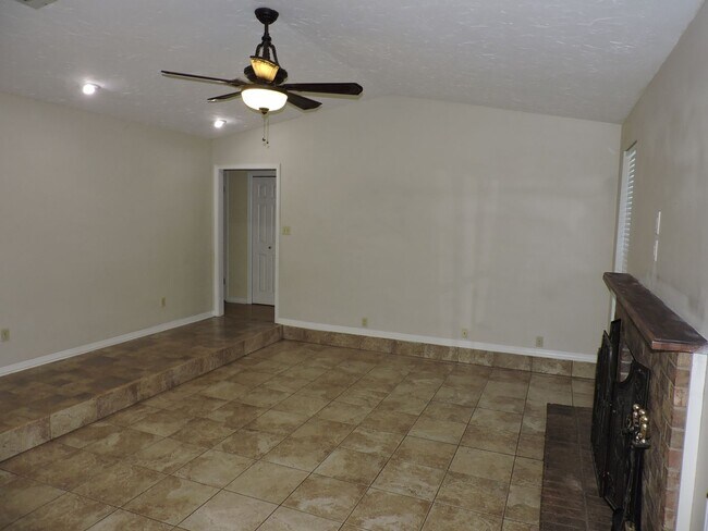 Photo - Convenient westside location!