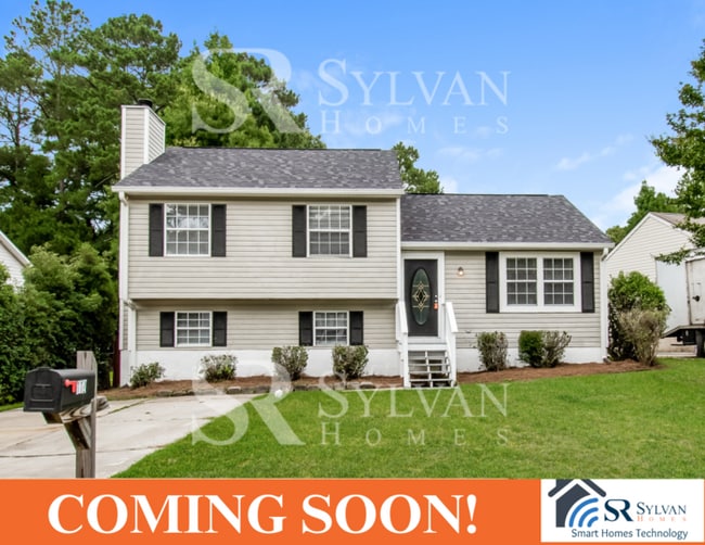 Building Photo - Your dream home awaits