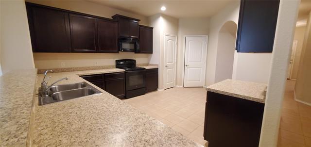 133 Oriole Dr