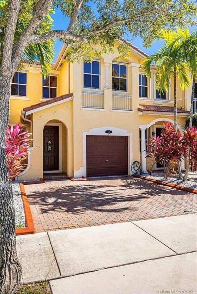 Photo - 905 SW 149th Ct