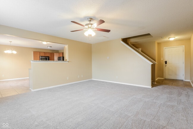 Photo - 944 Shenandoah Way